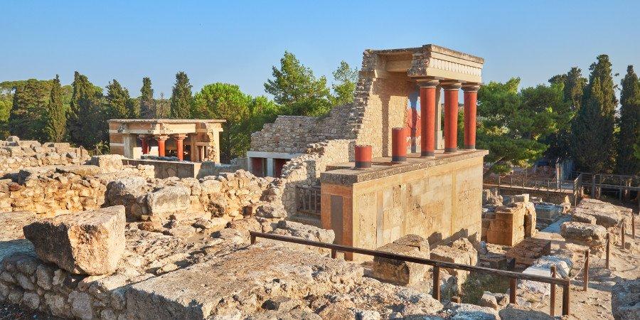 Il vicino Tempio di Knosso